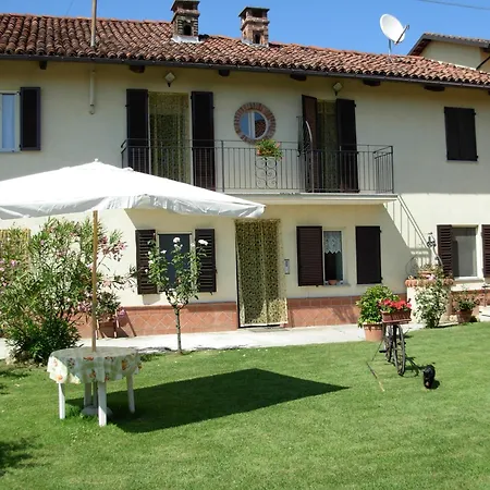 Bed and Breakfast Bricco Dei Ciliegi 3*