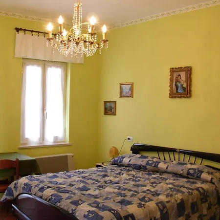 Bricco Dei Ciliegi Bed and Breakfast
