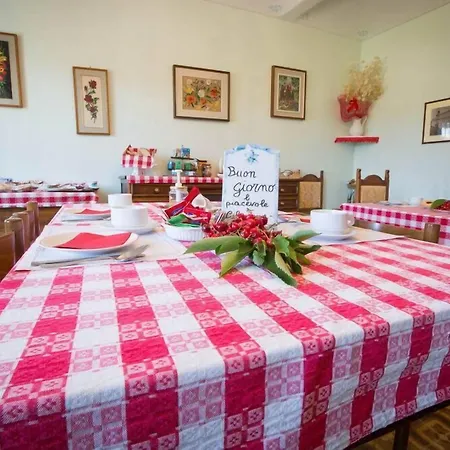 Bed and Breakfast Bricco Dei Ciliegi Cortazzone