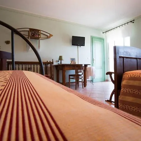 Bricco Dei Ciliegi Bed and Breakfast 3*