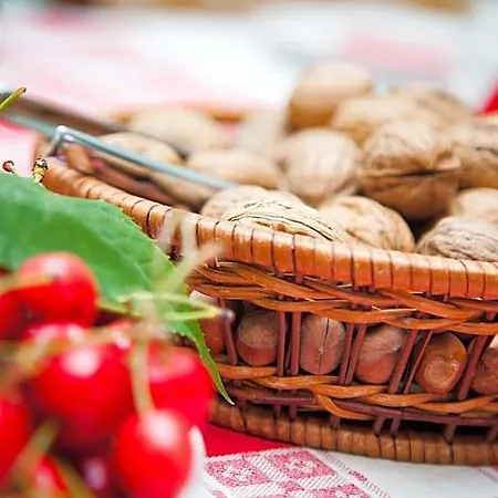 Bricco Dei Ciliegi Frühstückspension 3*