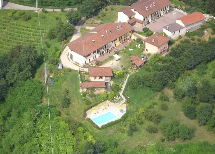 Bed & Breakfast Bricco Dei Ciliegi Cortazzone