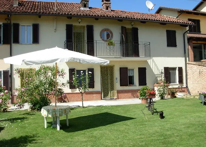 Bed & Breakfast Bricco Dei Ciliegi 3*
