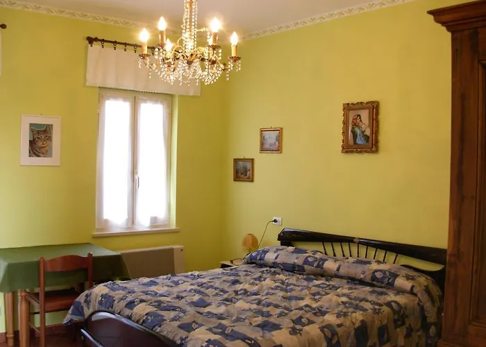 Bricco Dei Ciliegi Bed & Breakfast