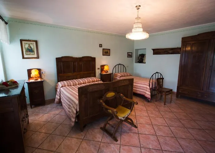 Bricco Dei Ciliegi Bed & Breakfast 3*